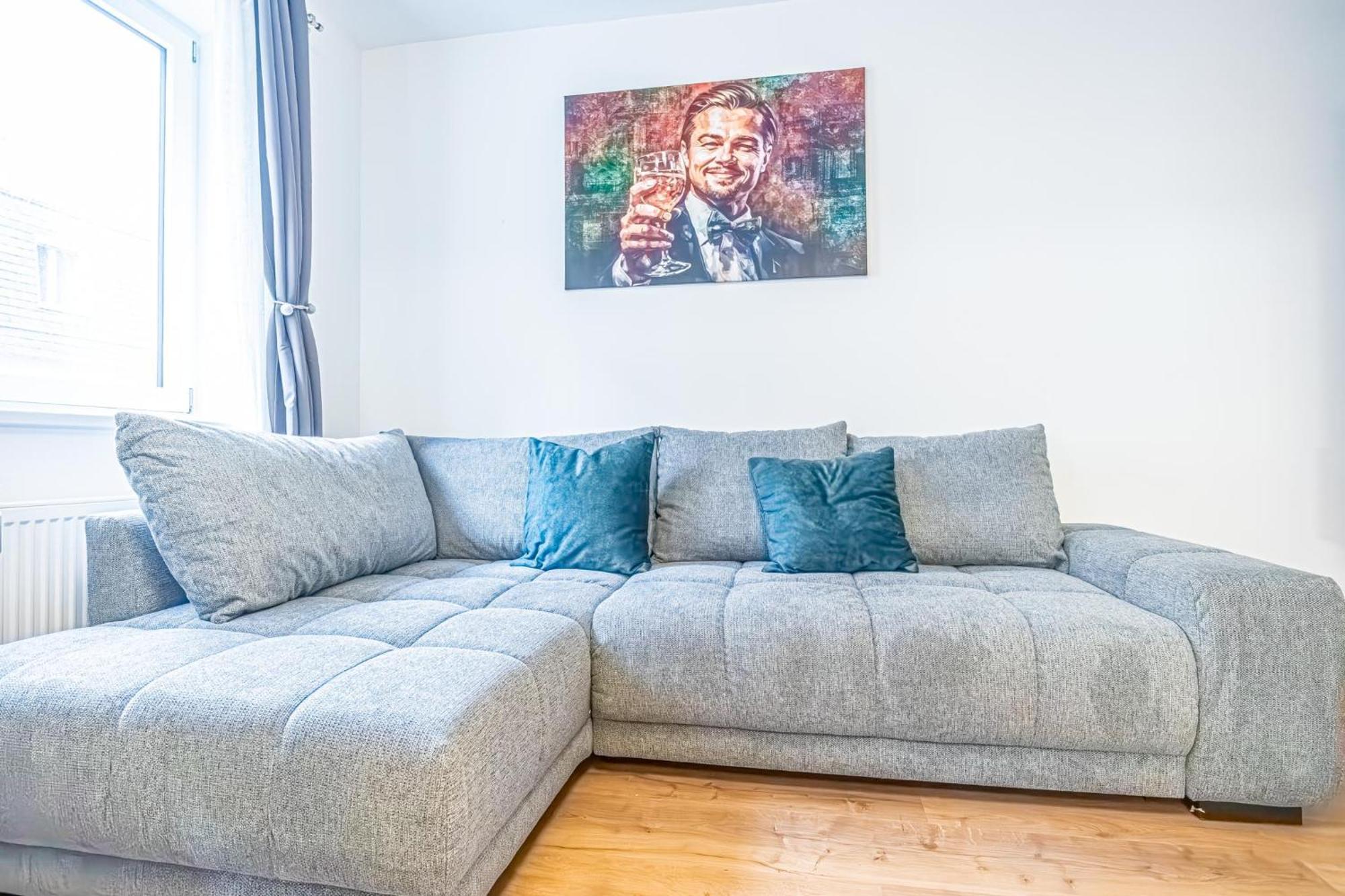 Charming 1Br And 1Lr Apt Modern Design Donaustadt Vienna Exterior photo